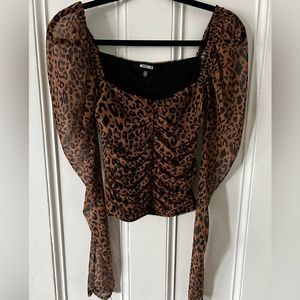 Misguided Cheetah Print Long Sleeve Top